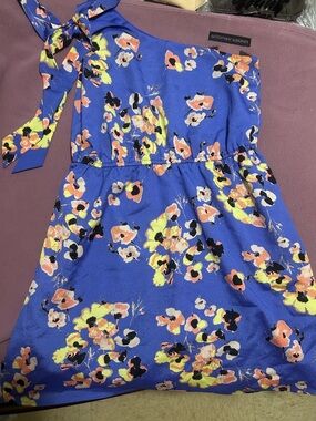 mac & jac Blue One-Shoulder Floral Tie Dress